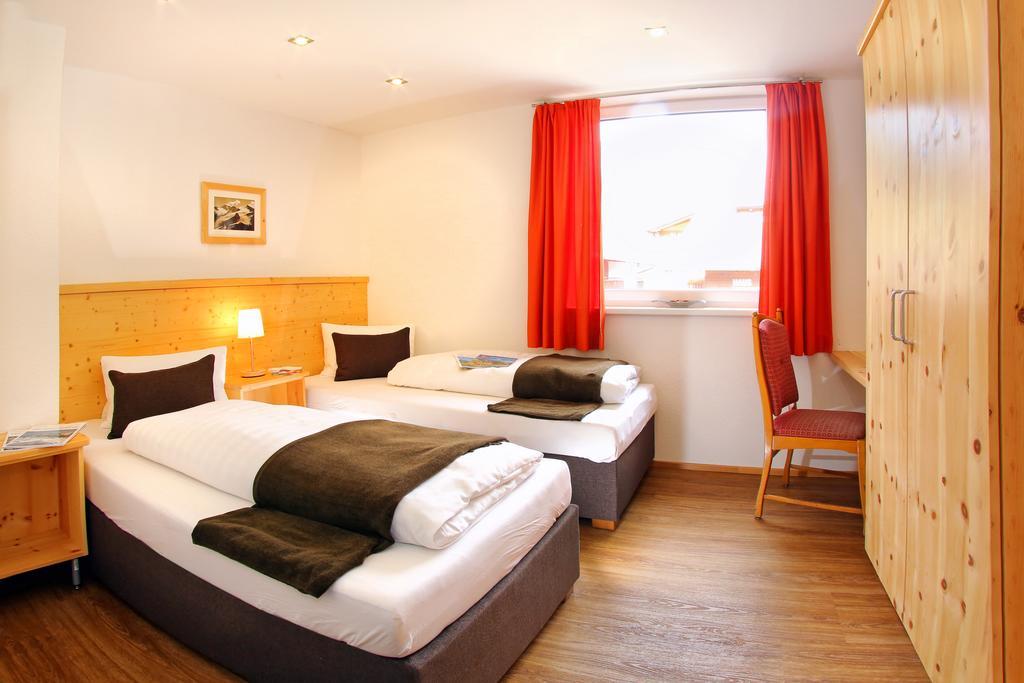 Berghotel-Gasthof Gstrein Vent Kamer foto