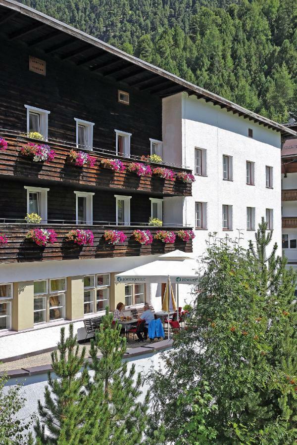 Berghotel-Gasthof Gstrein Vent Buitenkant foto