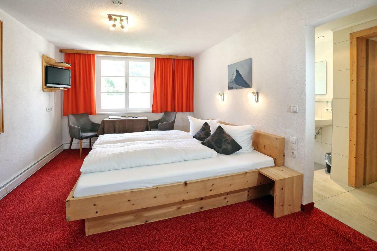 Berghotel-Gasthof Gstrein Vent Buitenkant foto